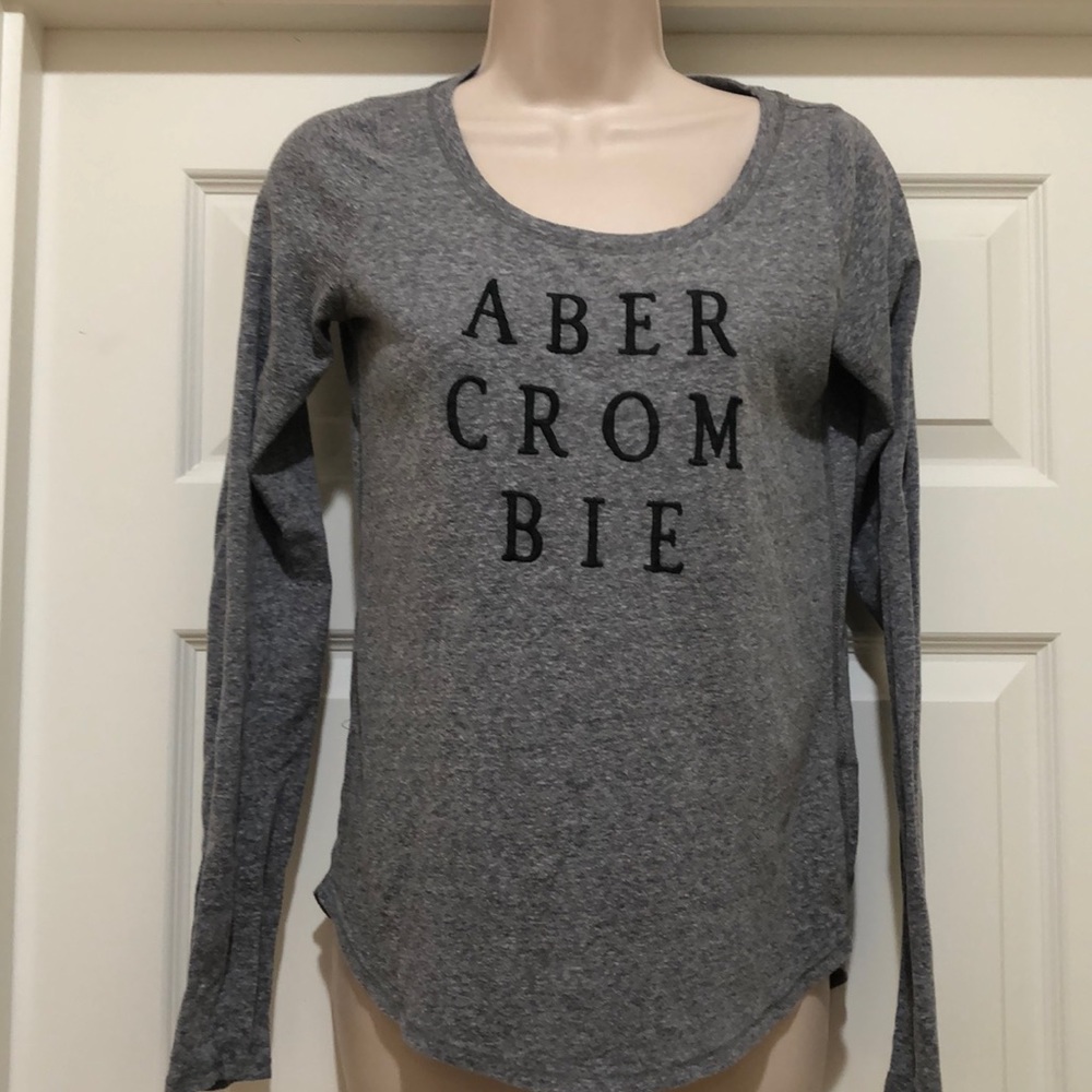 Abercrombie Long Sleeves Tee Size S